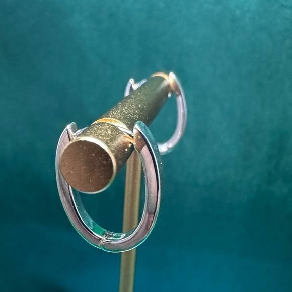 925 Sterling Silver Oval Huggie Hoop Earrings | Small Chunky Minimalist - Picture 6 of 9